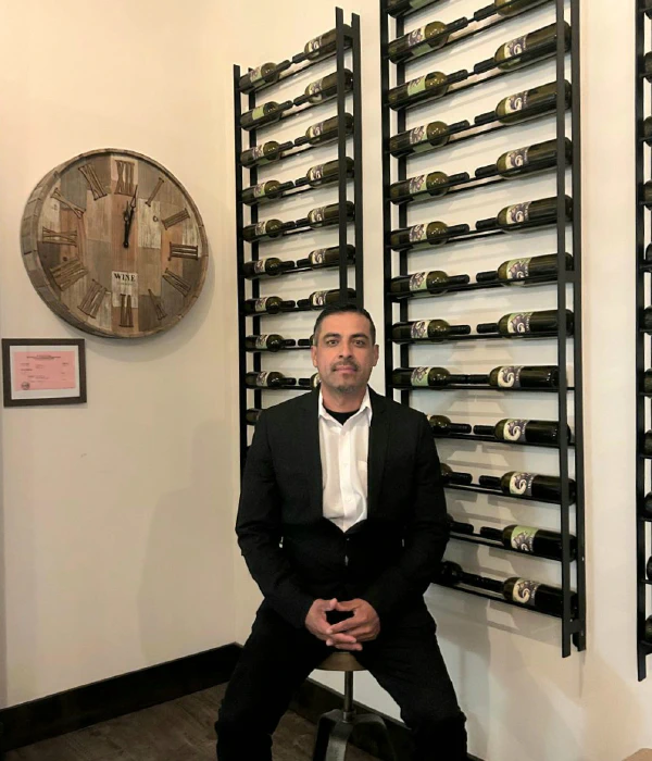 Portrait of Jose J Enciso Owner